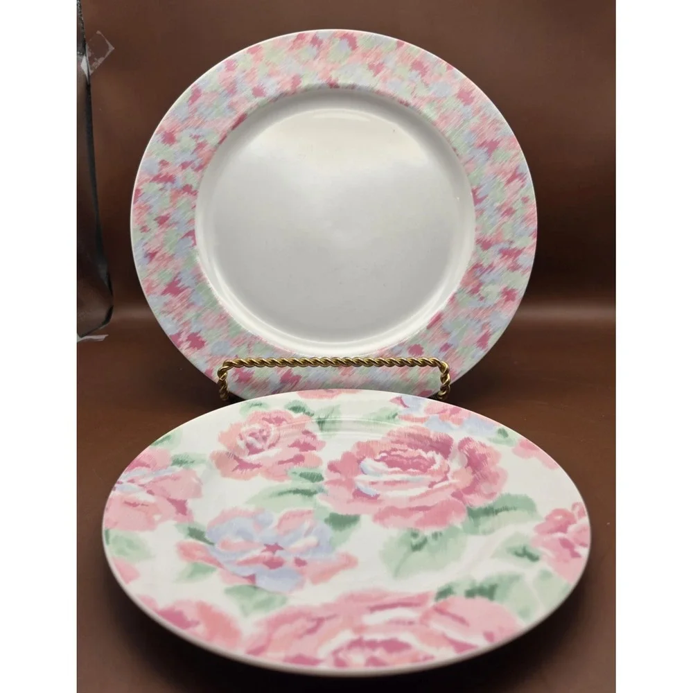 Vintage Dinner Plates /Salad. 2 In Set Pink Roses‎ And Design By Lynn Hollyn